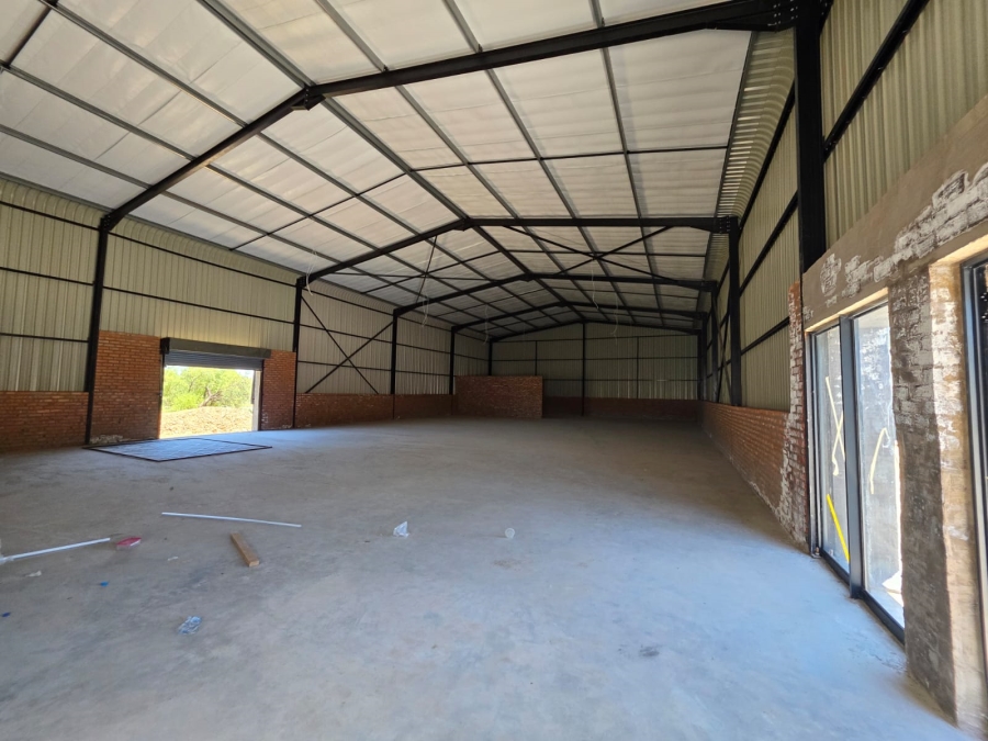 To Let commercial Property for Rent in Tredenham Free State